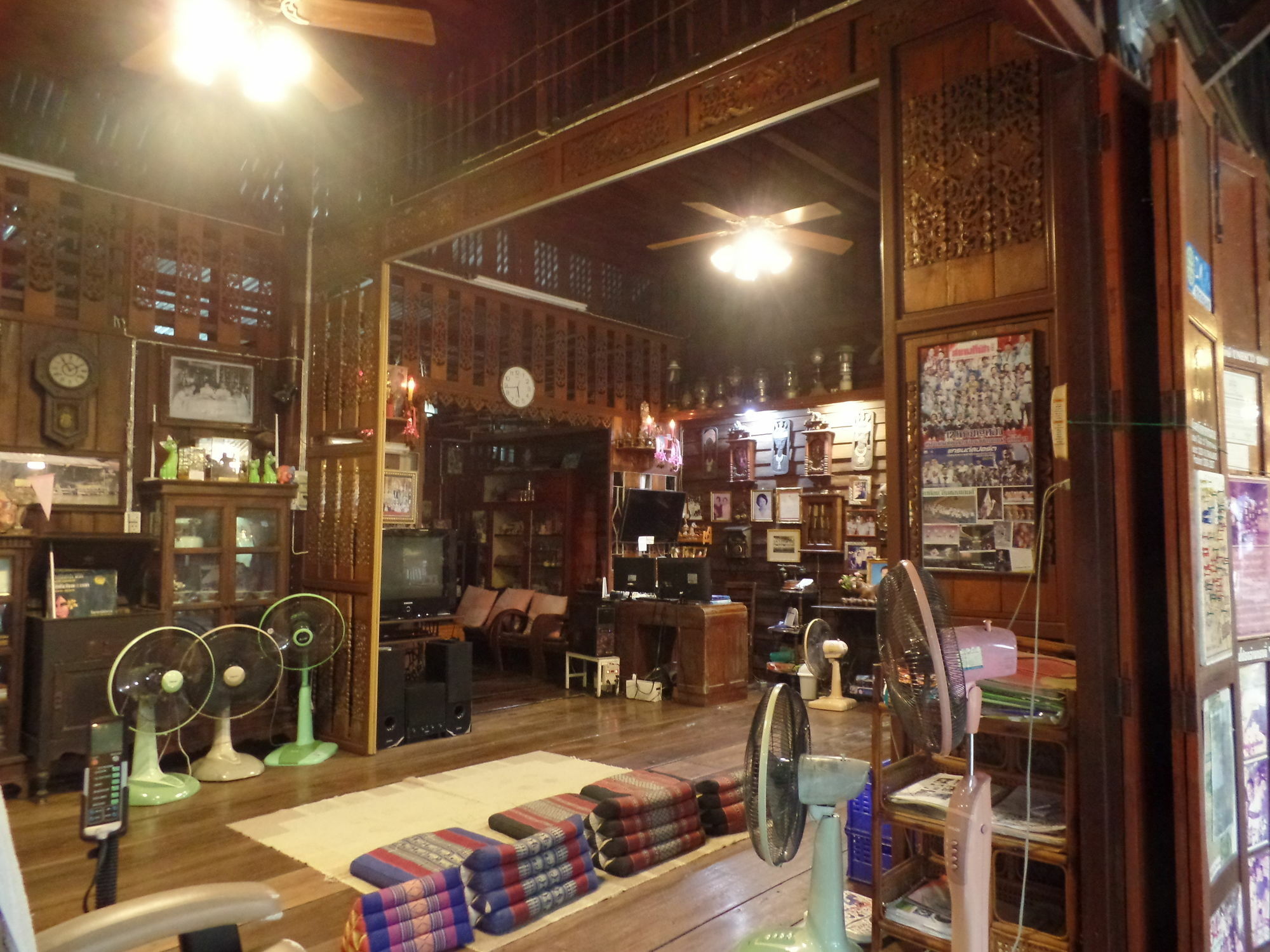 Ban Mae Arom Apartamento Amphawa Exterior foto
